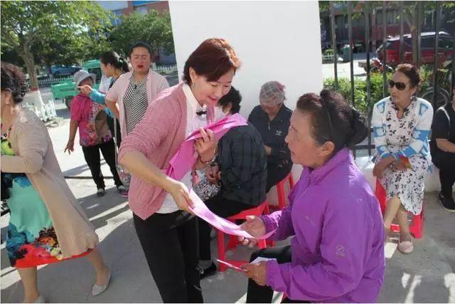 汇聚共识献良策 畅言发展谱新篇——市政协委员分组讨论政府工作报告侧记
